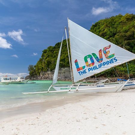 Four Points By Sheraton Boracay Balabag  Buitenkant foto