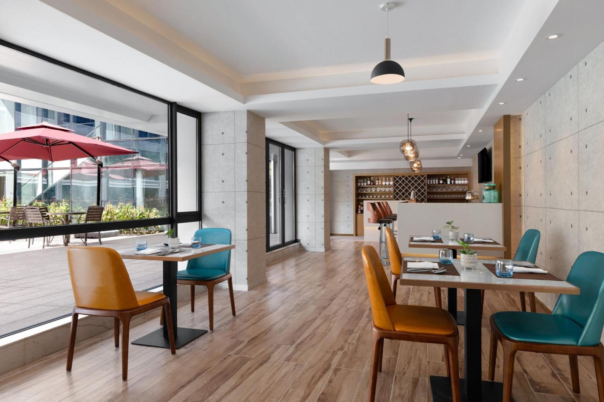 Four Points By Sheraton Boracay Balabag  Buitenkant foto