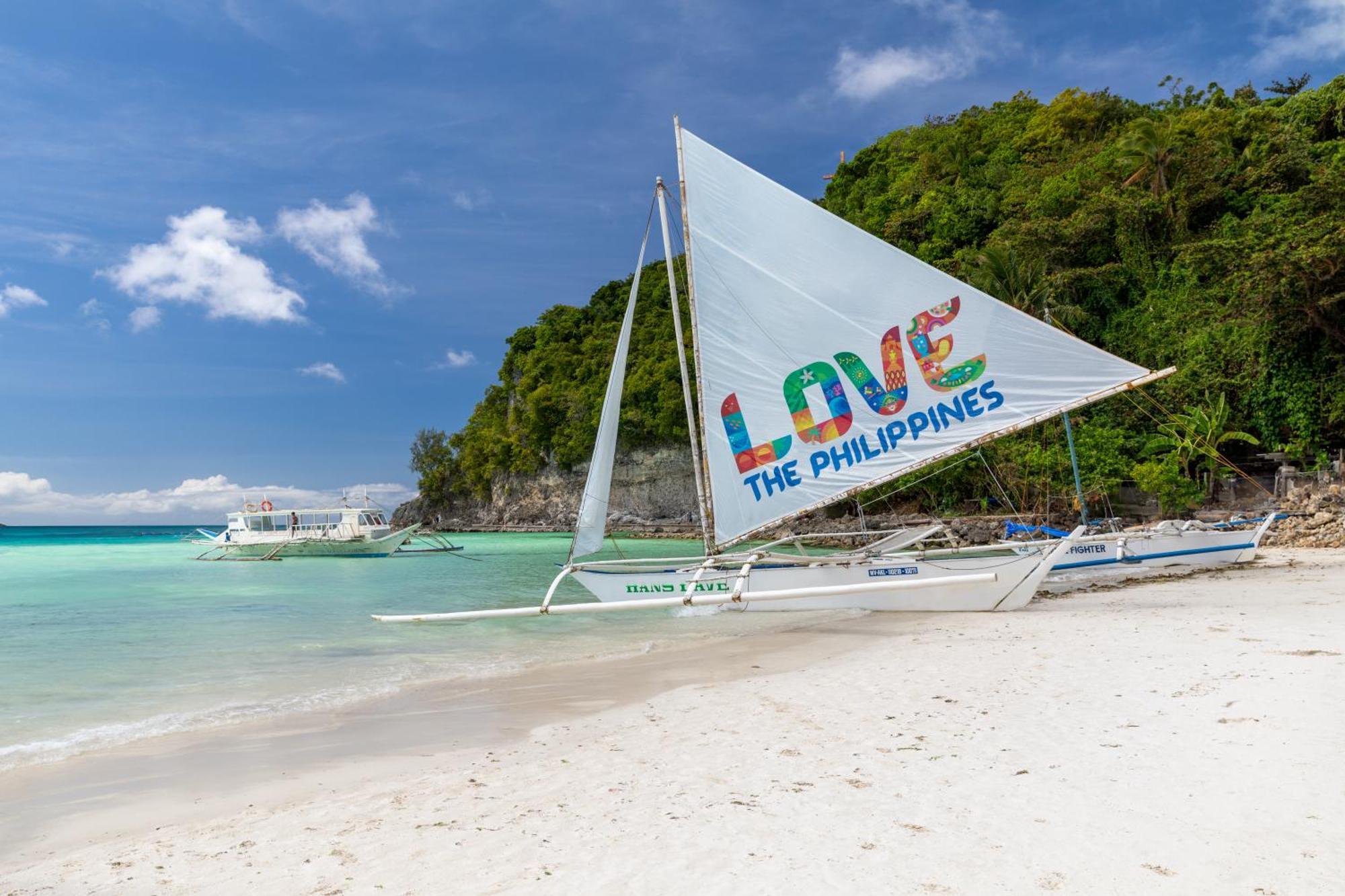 Four Points By Sheraton Boracay Balabag  Buitenkant foto